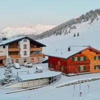 Gasthaus & Pension Alphorn, hotel en Lech am Arlberg