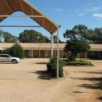 Lucky Strike Motel, hotelli kohteessa Tomingley