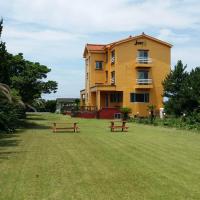 Jun House, hotel in Jeju