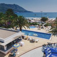 an overhead view of a resort with a swimming pool at Hotel Montenegro, Budva