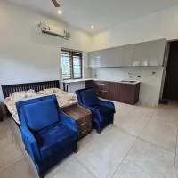 Prabhu Villla Upper Deck, hotell i Perumpāvūr