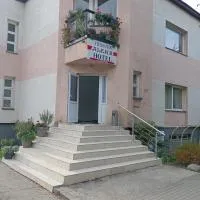Aleks: Zarasai şehrinde bir otel