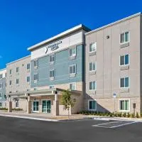 WoodSpring Suites Palm Springs - West Palm Beach, hotel di Palm Springs