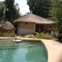 Campement Le Cormoran, hotel u gradu Ndangane
