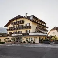 斯坦姆瑟霍夫酒店,安德里安的飯店