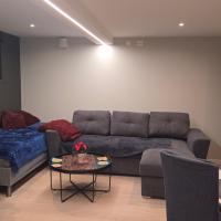 Apartament Vigra Fjord，位于Synes奥勒松机场 - AES附近的酒店