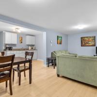 Cozy 2BR Loft Fast WiFi Parking, hotel a prop de Aeroport internacional de St. John's, a St. John's