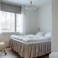 Omakotitalo keskustan lähellä, hotel en Joensuu