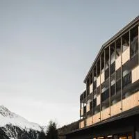 MyPARADIES, hotel sa Solda