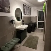 Noahs Ferienoase - Luxusappartement, barrierefrei, hotel a Schortens