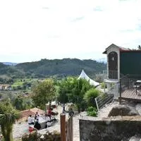 Canastro do Loureiro, hotel v destinácii Anissó