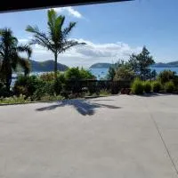 Te Kouma Sunsets, hotelli Coromandel Townissa
