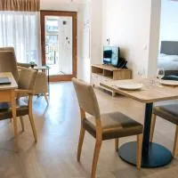 Résidence élentine Carrières-sous-Poissy, hotel i Carrières-sous-Poissy