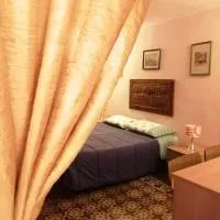 Tomicla, хотел в Монреале