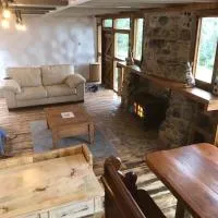 Rabbits ,1 bedroom, Dartmoor Hillside, Eco Hobbit style, Home, hotell i Wrangaton