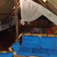 Topi inn: Padangbai şehrinde bir otel