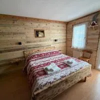Albergo Ristorante K2 – hotel w mieście Roana