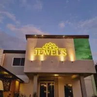 Jewel's Hotel, hotel em Polomolok