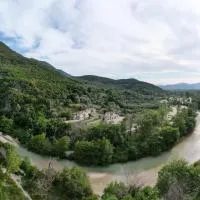 Πηγές, ξενοδοχείο στη Γλυκή