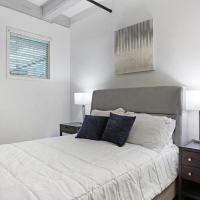 Landing Beautiful 1BD Pool Gym, hotel near Dinwiddie County Airport - PTB, Petersburg