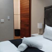 Mnembe Safari Game Reserve，位于Queenstown皇后镇机场 - UTW附近的酒店