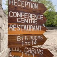Zambali Lodge & Conference and Restaurant，位于卡蒂马穆利洛Katima Mulilo (Mpacha)  Airport - MPA附近的酒店