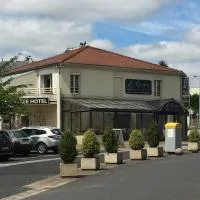 Viesnīca Hôtel Le Cerizay pilsētā Cerizay