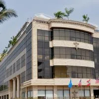 Royal Grand Hotel, Hotel in Monrovia