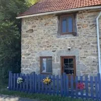 La Vache Bleue, hotel v destinaci Saint-Pierre-de-Fursac