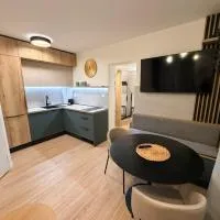 Apartmány Luna & Sol v centre Rajeckých Teplíc, hotelli kohteessa Rajecké Teplice