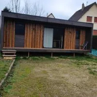 Le cocon normand studio de jardin et son écrin de verdure、Dampierre-Saint-Nicolasのホテル