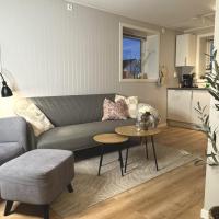 Cozy apartment in Leknes Lofoten, hotel near Leknes Airport - LKN, Leknes