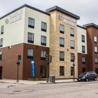 Cobblestone Hotel & Suites - Chippewa Falls, hotel en Chippewa Falls