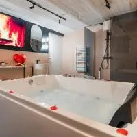Maisons Alfort 5 Luxurious apartment with private garden and Jacuzzi、メゾン・アルフォールのホテル
