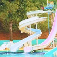 Old West Water Park, hotel en Santo Antônio do Pinhal