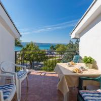 Zentrumsnahes Apartment nur 130 Meter zum Strand mit Meerblick - Hunde willkommen, Hotel in Crikvenica