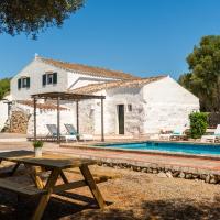 Finca Biniparrell Vell by Escape Home, kh&aacute;ch sạn gần S&acirc;n bay Menorca, Sant Lluis