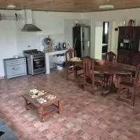 Complejo Casablanca Plottier – hotel w mieście Plottier