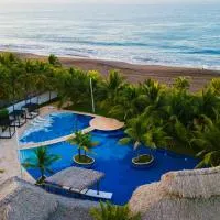 Villas La Mar, hotel v mestu Monterrico