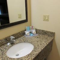 Holiday Inn Express and Suites Wheeling by IHG, hotel in zona Wheeling Ohio County Airport - HLG, Triadelphia