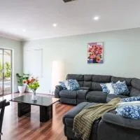 Queens Residence Perth Near Airport,CBD & Curtin University、パースのホテル