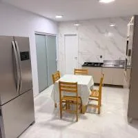 Recanto perto do mar com Jacuzzi, hotel a Camboriú