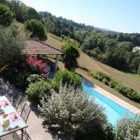 Le Vallon de Saint André, hotell i Limonest
