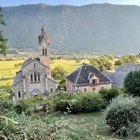 MAISON BO TERRA - Chambres et table d'hôtes - Massif des Écrins, hotelli kohteessa Valbonnais