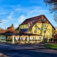 MOTOREST-PENSION U HRACHŮ,s.r.o., hotel di Klatovy