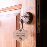 The Dragon's Lair – hotel w mieście Piñeiro