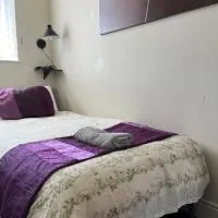 Love & Peace, hotel in Orpington