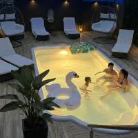 Wellness -Residenz Ehrhardt Urlaub mit Pool und Garten Ferienwohnung in Halberstadt, hôtel à Halberstadt