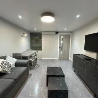 Modern, comfortable flat close to transport hubs, hotel a Stockport