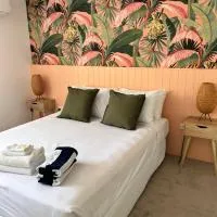 Bay of Palms, хотел в Гоулд Коуст